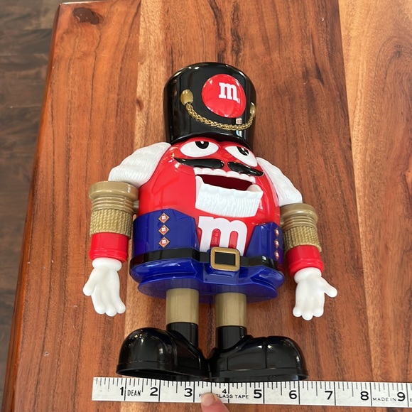 Collectible M&M Christmas Nutcracker NO BOX - Picture 9 of 9